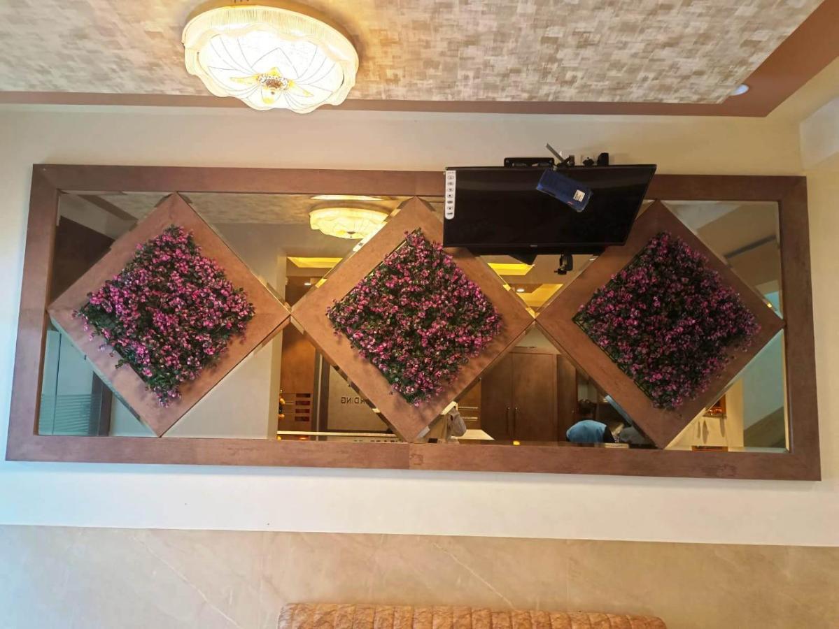 Sai Sagar Lodging & Boarding Ulhasnagar Ngoại thất bức ảnh